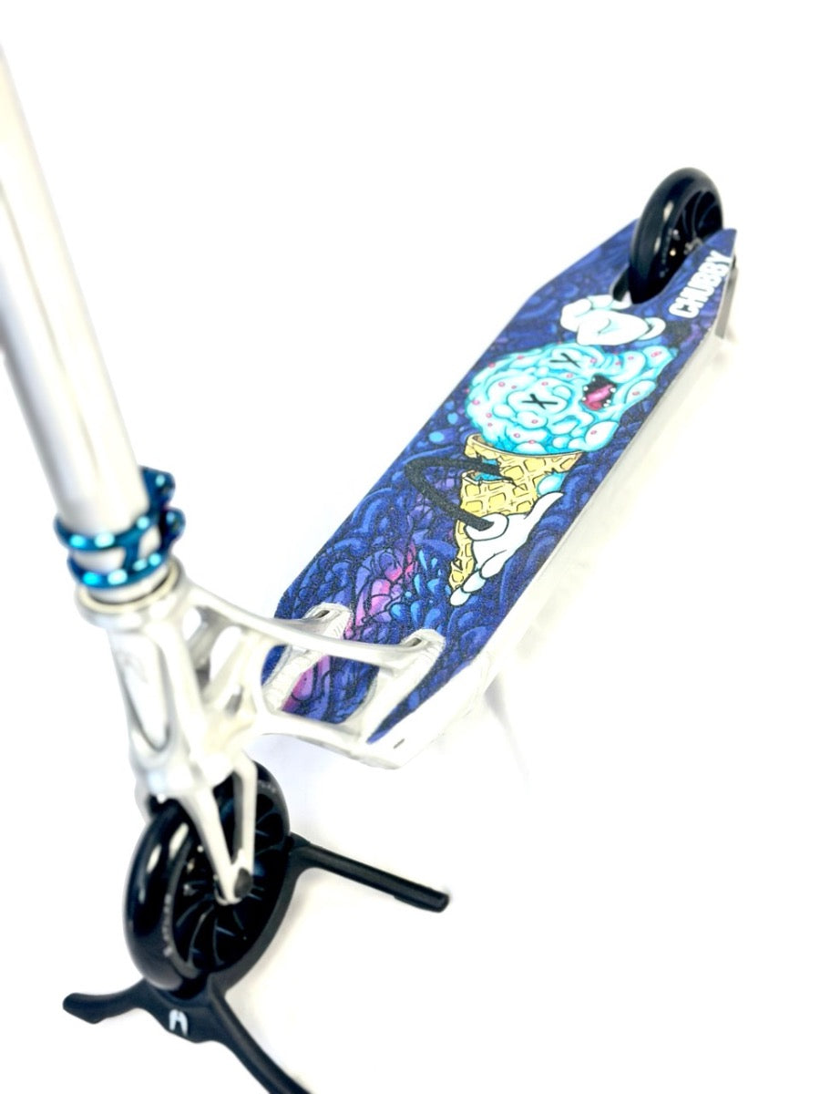 Custom koloběžka Ethic Feather