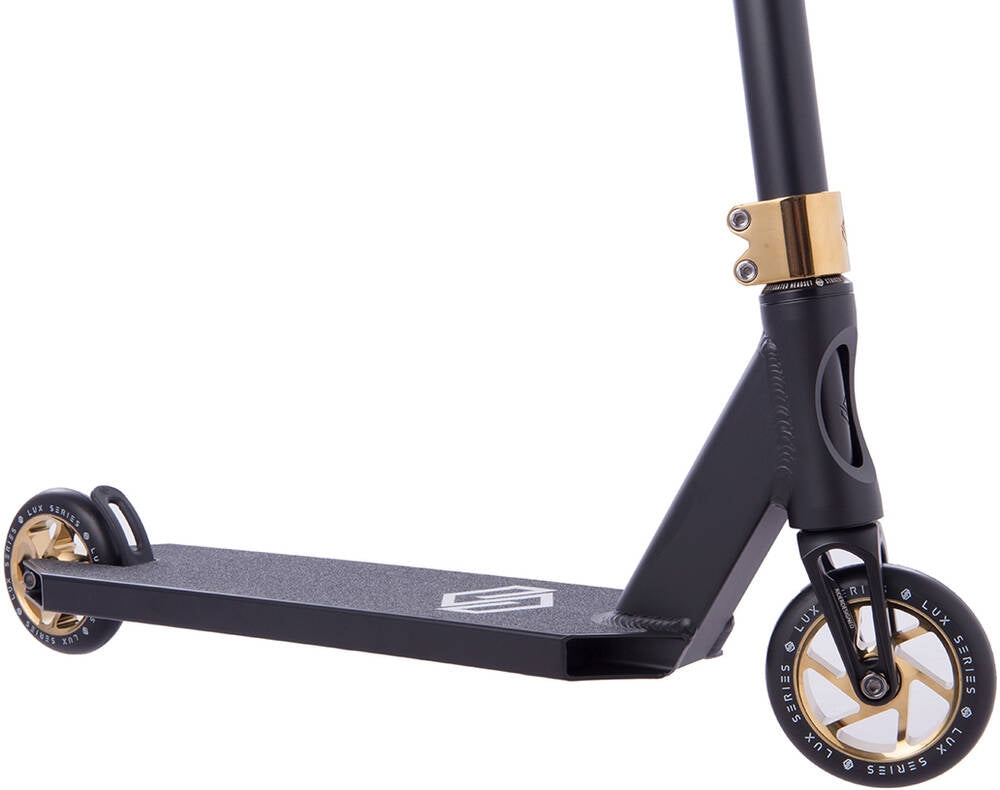 Freestyle koloběžka Striker Lux Gold Chrome